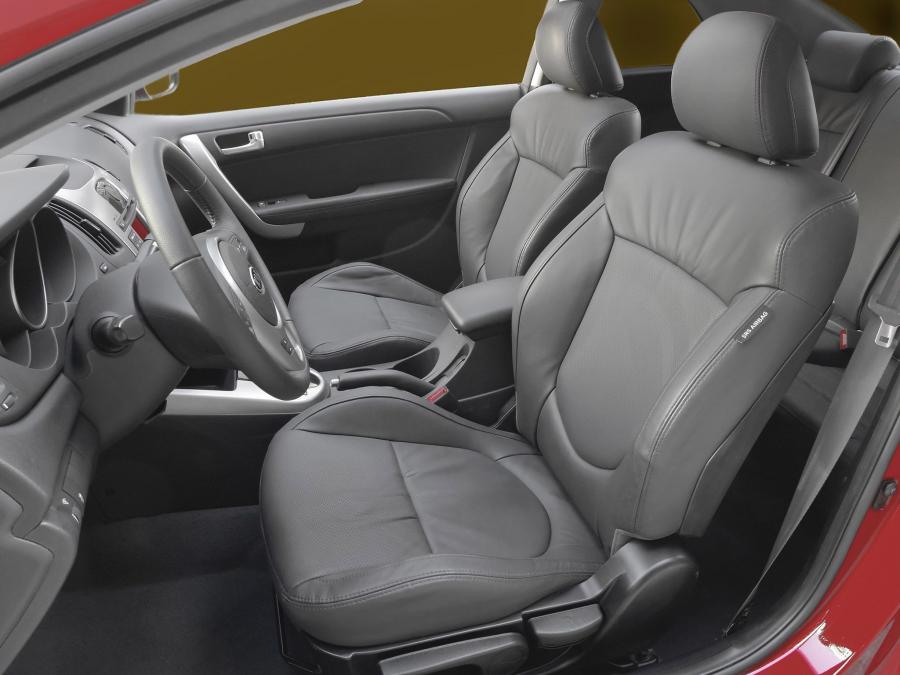  Kia Forte Koup 2009 года  (фото 42 из 169)